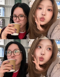 故 최진실 딸 최준희, 엄마 절친 엄정화와 다정 투샷 “엄탱씨와 꺄르르”