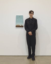 ‘故 안성기 아들’ 안다빈,  父에 전하지 못한 첫 전시회 성료… “이제야 아빠 말씀이 들려요”