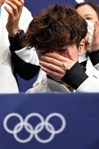 ‘금메달급 은?’ 日 1점차 패배…“메달 빼았겼다” 분노도