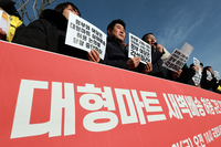 ‘대형마트 새벽배송’ 허용 추진… 소상공인 반발 예상