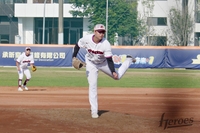 148㎞ 쾅+제구 안정감 UP!…‘첫 라이브 피칭’ 키움 박정훈 “훈련 성과 나타나 기쁘다”