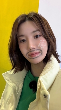 권은비, 설날 기념 ‘자폭’ 셀카 공개