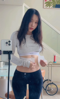 ‘박성광♥’ 이솔이, 휴지 5칸으로 ‘한 줌 허리’ 인증