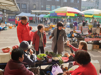 [김왕규 도의원의 설날①]가족과 함께 차례상 장보기!