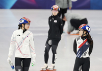 ‘두 번 환상 추월!’ 심석희 힘→최민정 인코스 ‘완벽 적중’…앙금 턴 의기투합 ‘8년만 金 향한다’ [2026 밀라노]