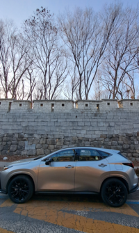 56㎞는 전기로, 나머지는 렉서스로…NX450h+ 실주행 감각 [배우근의 생활형시승기]