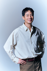 ‘휴민트’ 조인성 “걷기만 해도 런웨이? 그냥 걸었을 뿐” [SS인터뷰]