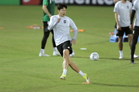 ‘미쳤다!’ 손흥민, 킥오프 24분만에 ‘1골 2도움’ 작성…‘2골’ 부앙가와 2026시즌도 ‘흥부 듀오’