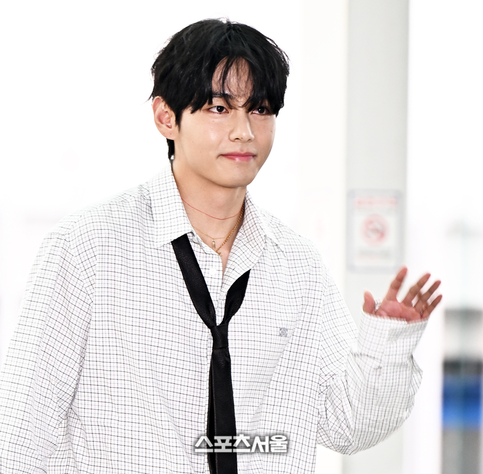 BTS 뷔, 민희진 '카톡 증거' 제출에 당혹 "내 동의 없이 무단 사용"