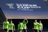 포옛 떠났지만 챔피언 전북 여전히 단단하다…김태현 크로스→모따·티아고 ‘쾅쾅’ 연속골로 슈퍼컵 우승[현장리뷰]