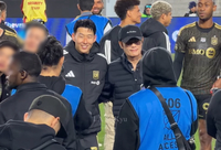 ‘형이 왜 거기에?’ 이병헌, 메시와 맞붙은 손흥민 MLS 개막전 직관 응원