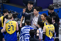 ‘5연승’ 현대건설, 도로공사 돌려 세웠다…이제 겨우 2점 차, 역전 1위도 꿈 아니다