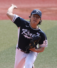 “빠른 건가요?” 곽빈, 155㎞ 던지고도 ‘덤덤’…90%에서 찾은 최고 ‘밸런스’ [SS오키나와in]