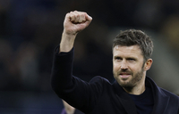 캐릭 감독 부임 후 맨유 5승 1무 무패, 챔스 복귀 보인다…난세의 영웅이 등장했다