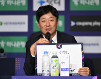 [포토] 대구 김병수 감독 ‘오직 승격뿐’