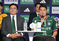 [포토] 대전 주민규 ‘올해는 우승트로피 들겠다’