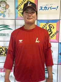 日 소프트뱅크전서 3루수로 나서는 SSG 고명준 “뒤로 빠지면 큰일…어떻게든 잡겠다” [SS미야자키in]