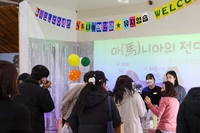 닉스고 경주마 키링+이색 굿즈…‘마(馬)니아 전당’ 마사회 팝업스토어 연일 성황