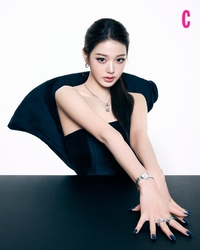 아이브 장원영, 화보 속 깊어진 눈빛... “기분 좋은 떨림으로 시작하는 2026년”