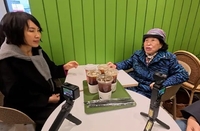 ‘SK하이닉스 40억’ 전원주, ‘3인 1잔’ 민폐…“불편을 드려 죄송하다” [전문]