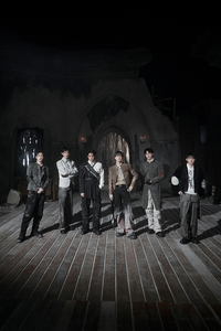 ‘K-POP 킹’ 엑소, 통산 8번째 밀리언셀러 금자탑