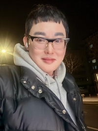 황재근, 눈썹 문신 실패? “전문가가 말려도 제가 펜 뺏어 그렸죠”