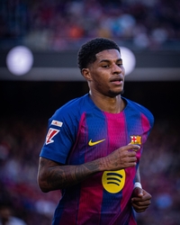 한때 맨유의 미래, 이젠 완전히 떠나가는 건가?... 바르셀로나, 임대생 신분인 래시포드에게 완전 이적 제의