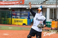 “회복력요? 한 짐승 합니다” 한화 최재훈, 회복력 ‘끝판왕’…빠르면 시범경기 뛴다 [오키나와 메디컬체크]