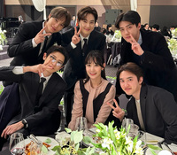 박유라 아나운서, ‘미미한 권력’ 인증샷…엑소 멤버들과 빛나는 미소