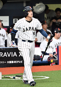 [포토]첫 타석 들어서는 오타니 쇼헤이