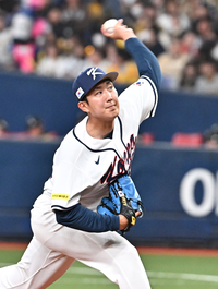 [포토]힘차게 공 뿌리는 손주영