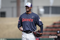 “제 역할 할 수 있을 것”…감독·선수단이 입 모아 칭찬한 롯데 외인 원투펀치 등장 [SS미야자키in]