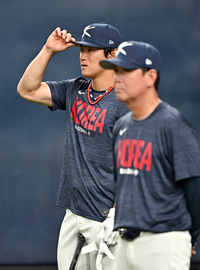 [포토]한신과의 연습경기 준비하는 김도영