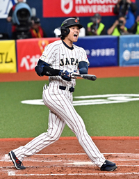 [포토]파울 타구에 소리치는 오타니