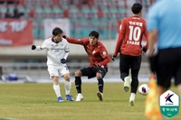 새 외인FW 쓸만하네…‘크리스찬 데뷔골’ 부산, ‘안젤로티 자책골 유도’ 성남과 1-1 무승부 [SS현장리뷰]