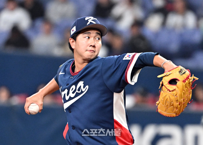 [포토]유영찬의 역투