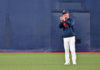 [포토]선수들 격려하는 류지현 감독