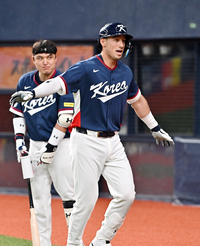 [포토]‘전세기’ 세리머니 하는 셰이 위트컴