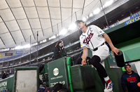 [포토]도쿄돔 입성하는 대표팀 주장 이정후