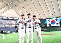 [포토]위트컴-더닝-존스, 다 함께!