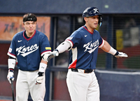 ‘메가 대표팀’이라 부르자! 문보경 이어 위트컴까지 홈런 ‘대박’ 류지현호, ‘화력 쇼’ 앞세워 6-0 체코 압도 [SS도쿄in]