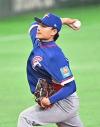 [포토]힘차게 공 던지는 대만 선발 쉬러시