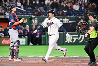 [포토]문보경, 화끈한 만루홈런 한 방