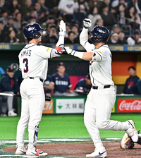 [포토]셰이 위트컴, 나도 홈런!