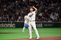 [포토]체코전 3점 홈런 내준 정우주