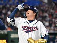 [포토]문보경, 만루홈런으로 기분 좋은 출발