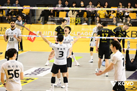 ‘김진영 블로킹 7개+레오 21득점’ 현대캐피탈, KB손보 꺾고 선두 맹추격…흥국생명은 2위 현대건설 제압