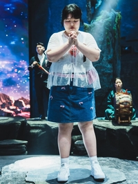 “신내림 받은 줄 알았네” 이국주, 무속인들 사이 선 모습에 ‘깜짝’...진실은?