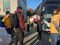 육동한 시장, 춘천시민축구단 개막전 응원단 환송