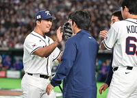 [포토]고우석, 역전 가자!